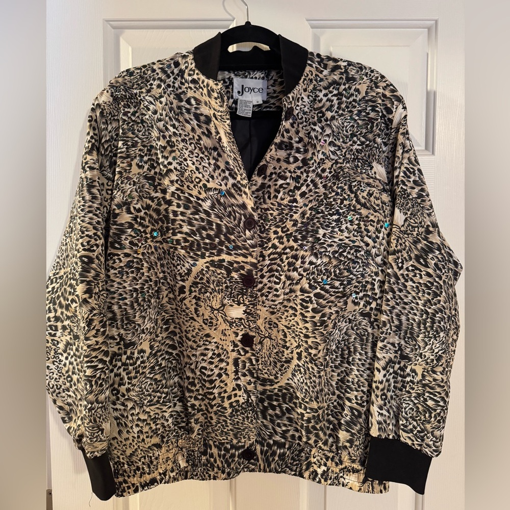 VINTAGE! Women's Animal Print Bomber Jacket. Size Medium. 1980’s! 🐆🐆🐆